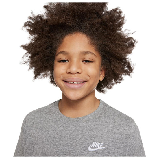 Nike Παιδική κοντομάνικη μπλούζα Sportswear Embroidered Futura Tee Nike Παιδική κοντομάνικη μπλούζα Sportswear Embroidered Futura Tee